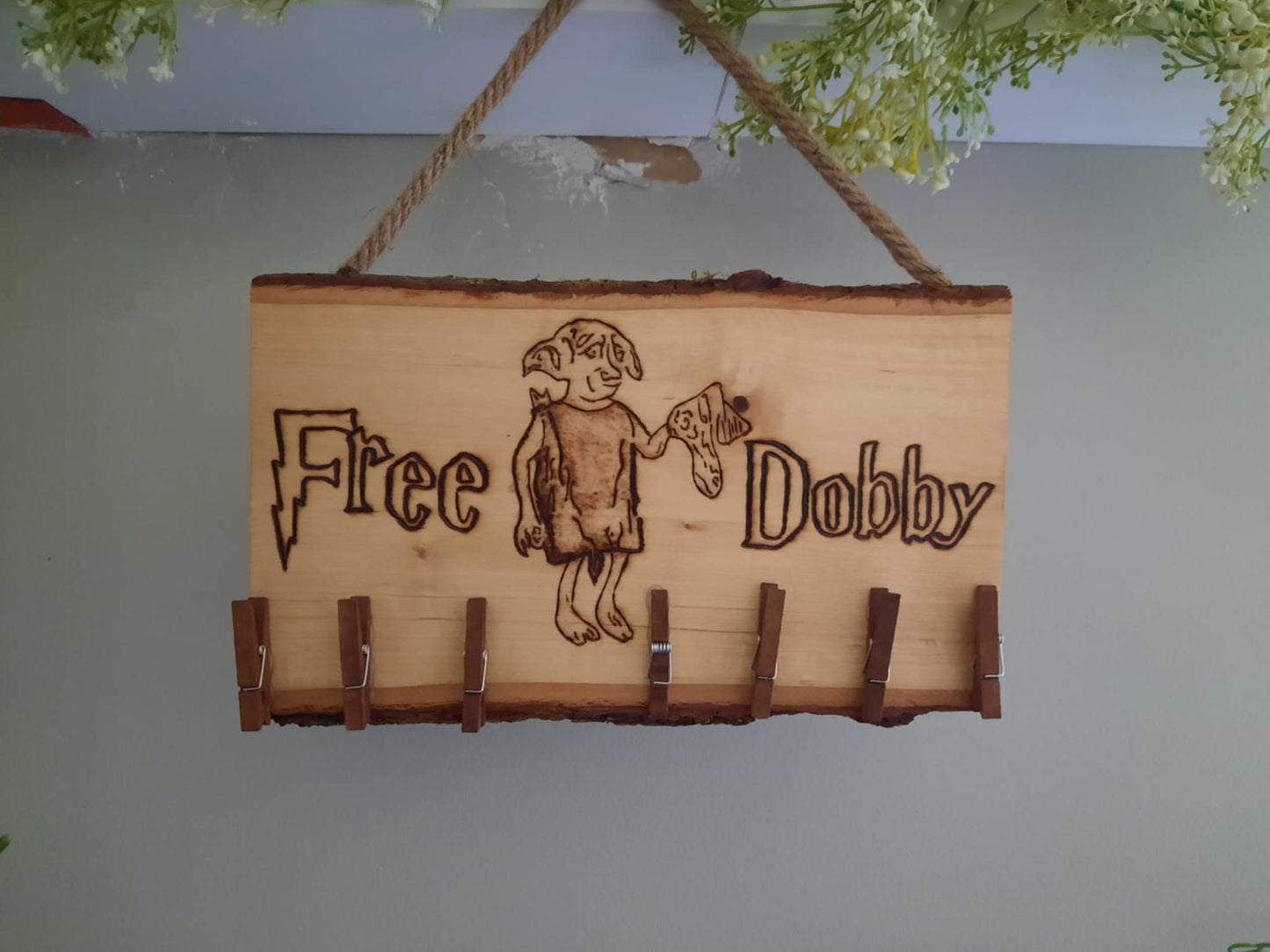 Harry Potter Designs (Free dobby) Sock Sign
